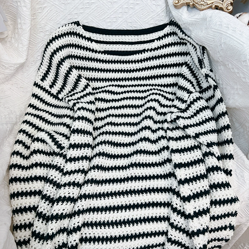 Women's striped knitted sweater