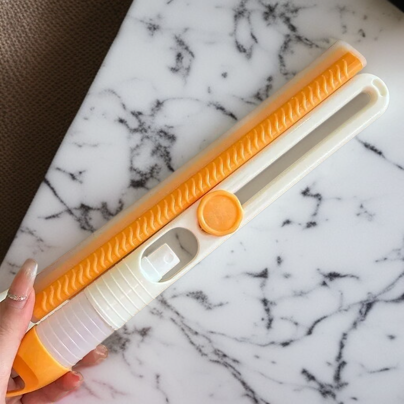 Household folding belt spray bottle wiper