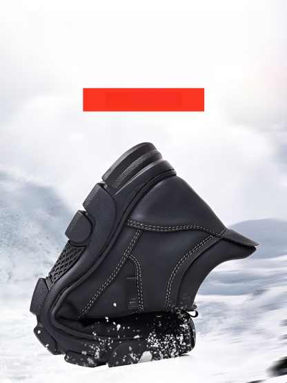 The exterior is made of high-quality cowhide leather, which is soft and durable. The interior is made of Australian wool, which provides excellent cold protection and heat retention. You won't feel cold even in temperatures as low as -30°C.