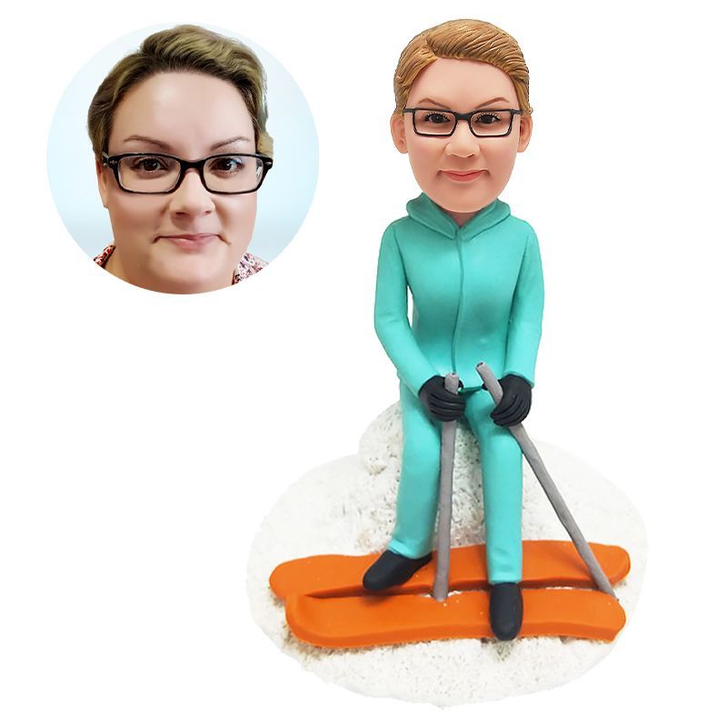 personalised female skier bobble head