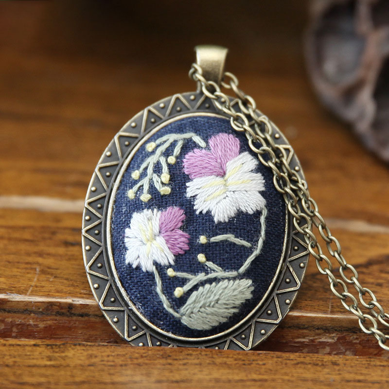 DIY Necklace - Pansy