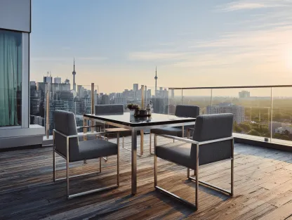 Set da pranzo da giardino con 1 tavolo rettangolare e 4 sedie in metallo e tessuto grigio 140x80x76 cm