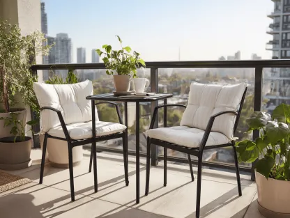 Set da giardino con 2 sedie con cuscini bianchi e 1 tavolo quadrato in metallo 60x60x70 cm