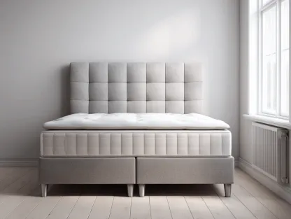 Lit à ressorts 160×200 cm – velours gris clair – avec pieds argentés et tête de lit capitonnée-Nicheota