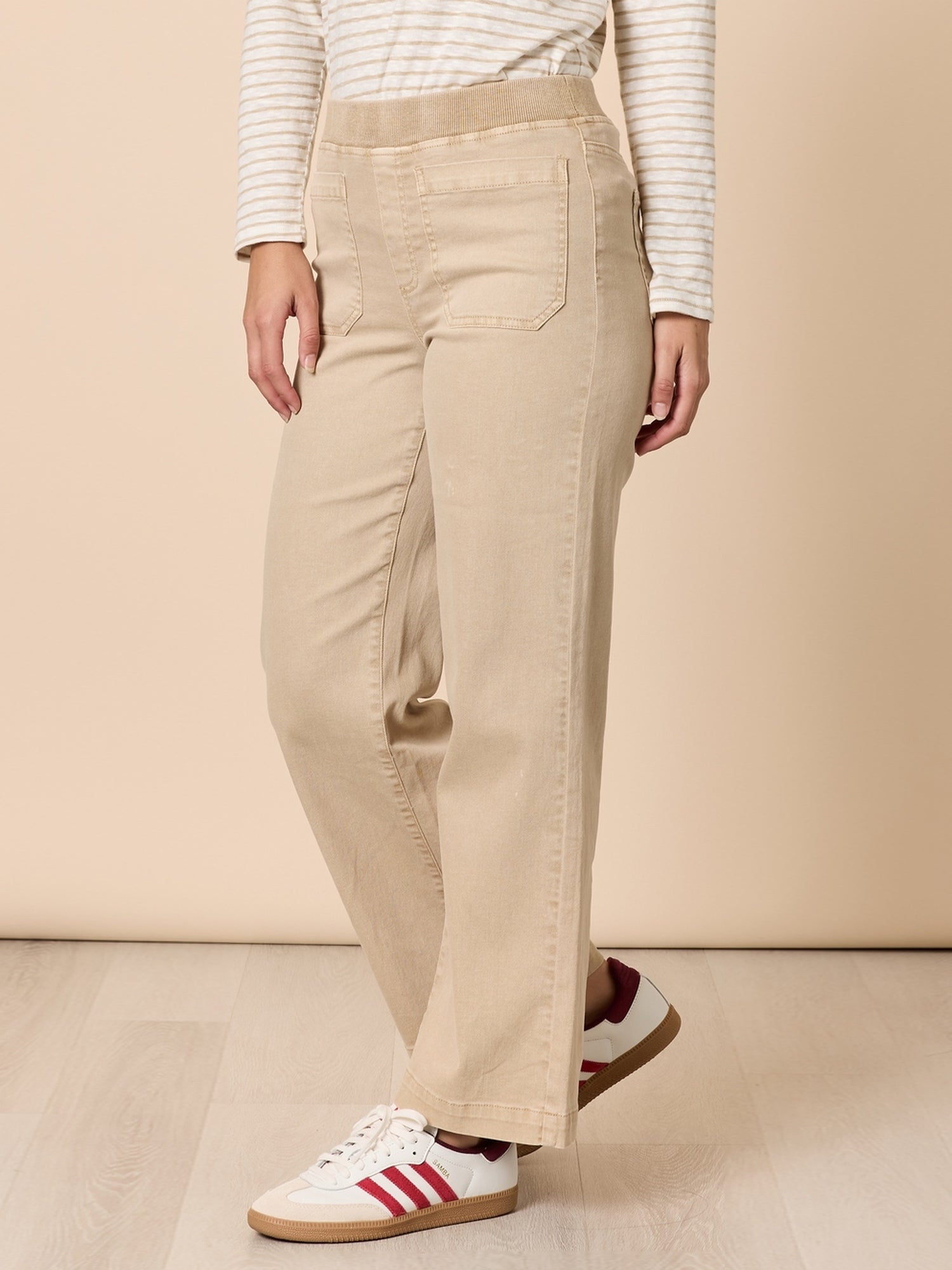 Carpenter Stretch Wide Leg Pull On Denim Jean