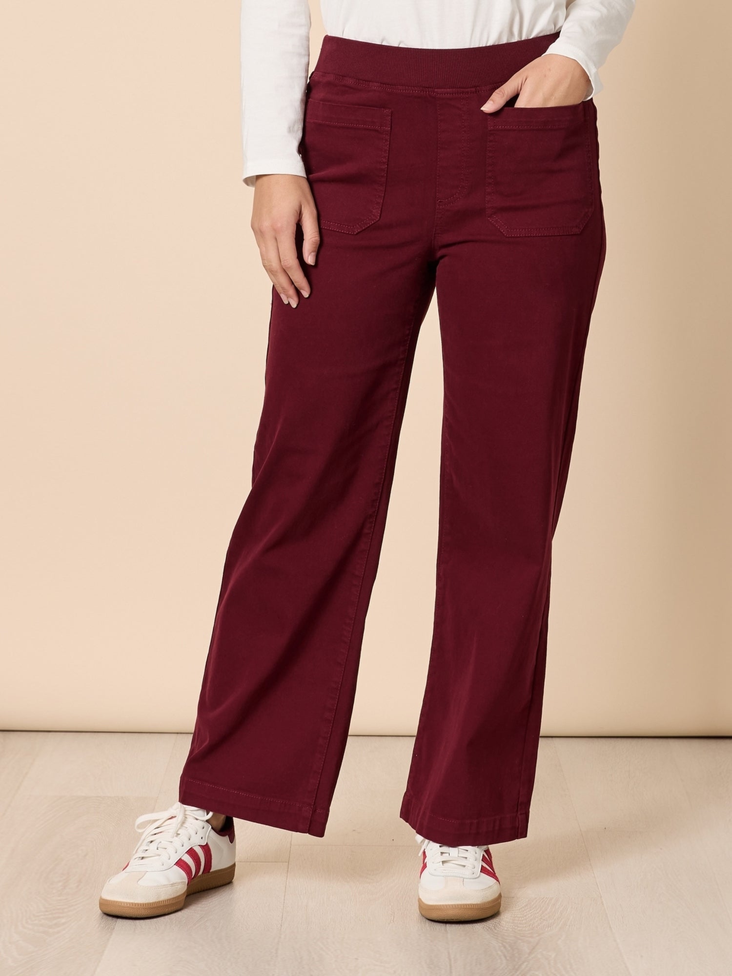Carpenter Stretch Wide Leg Pull On Denim Jean