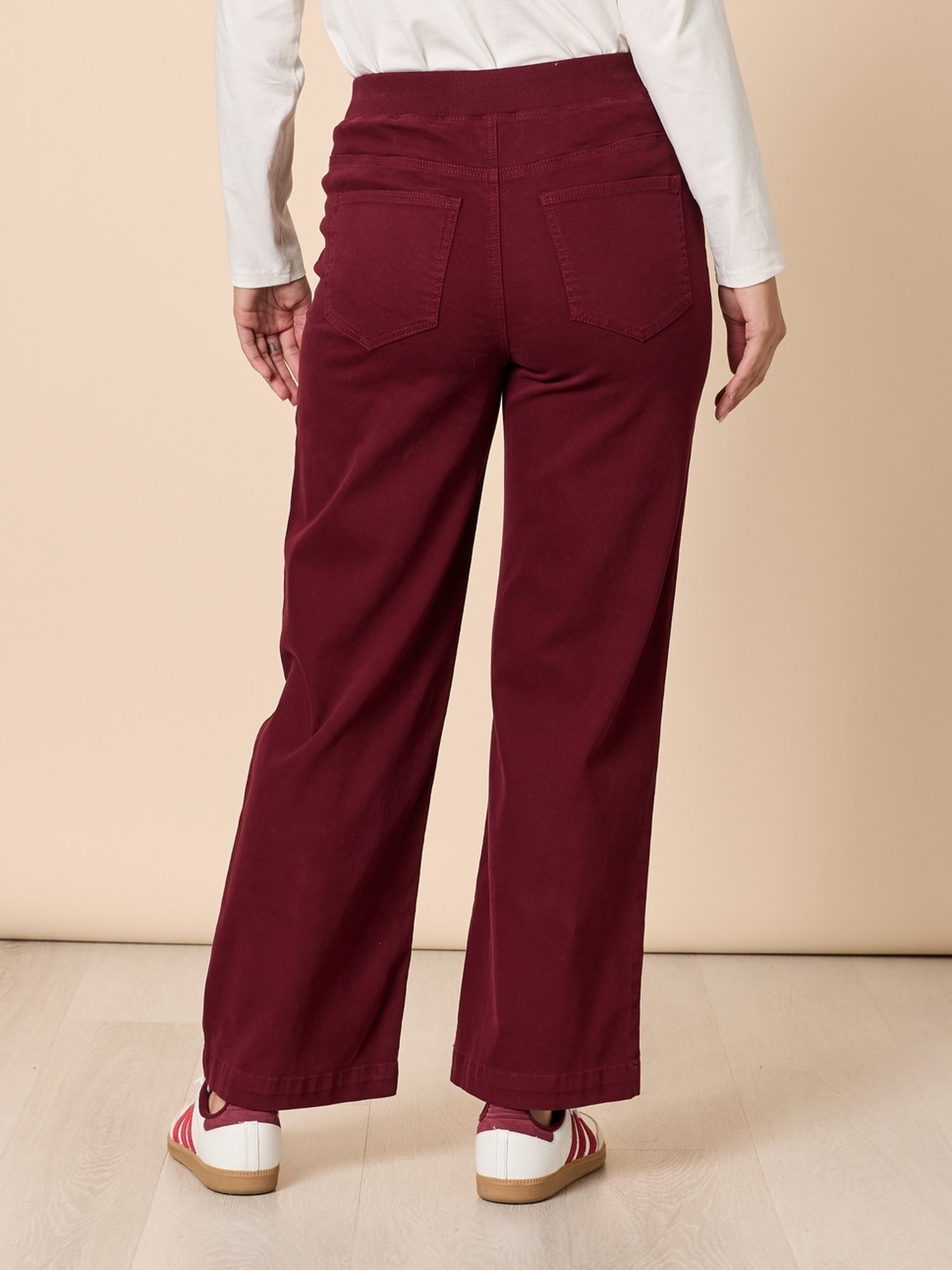 Carpenter Stretch Wide Leg Pull On Denim Jean