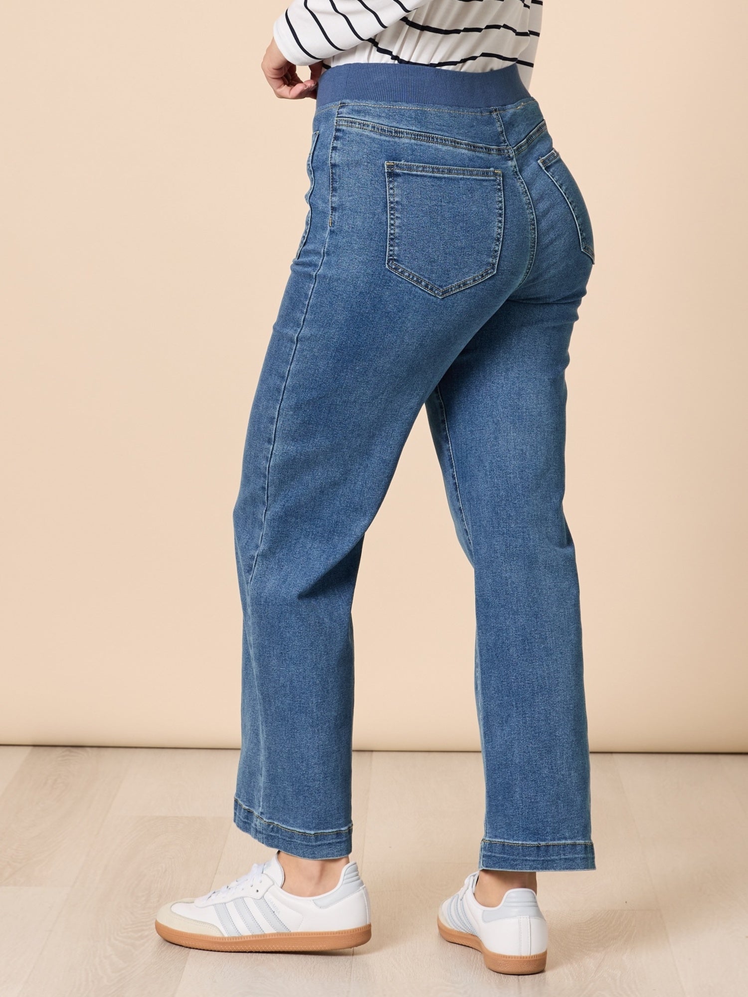 Carpenter Stretch Wide Leg Pull On Denim Jean