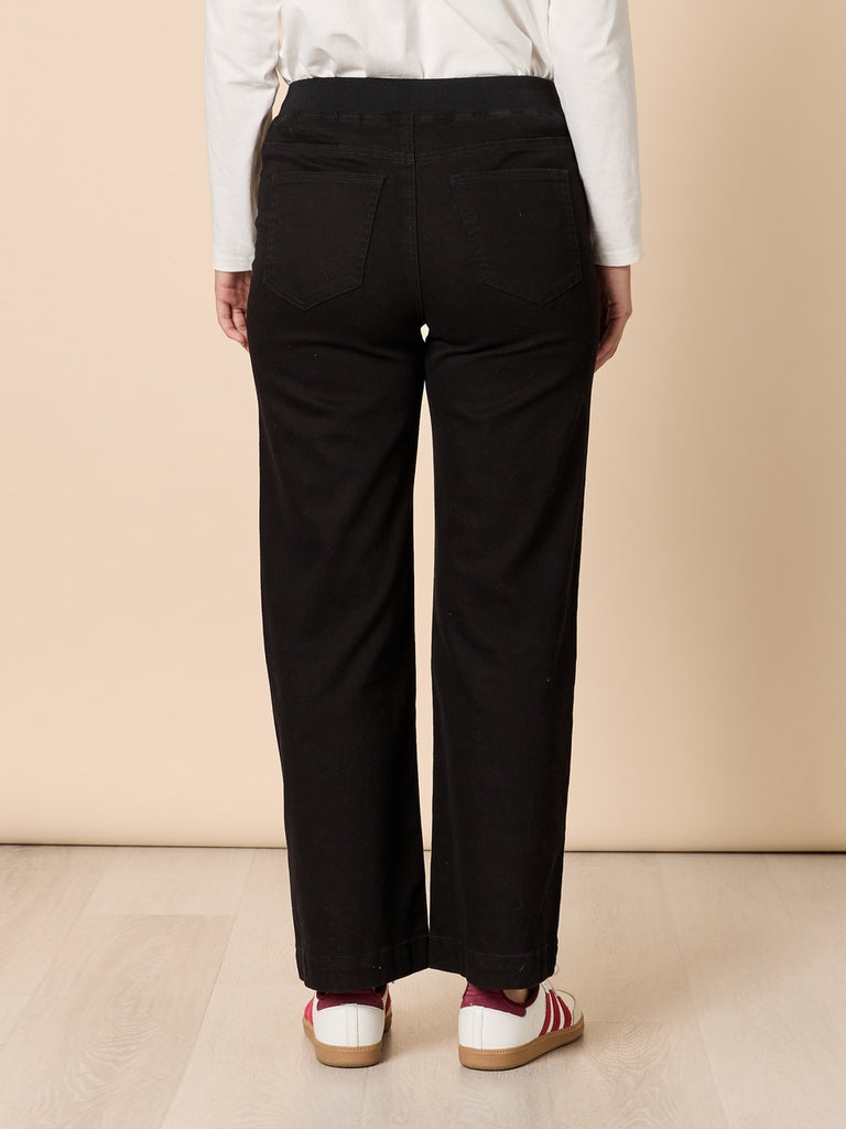 Carpenter Stretch Wide Leg Pull On Denim Jean