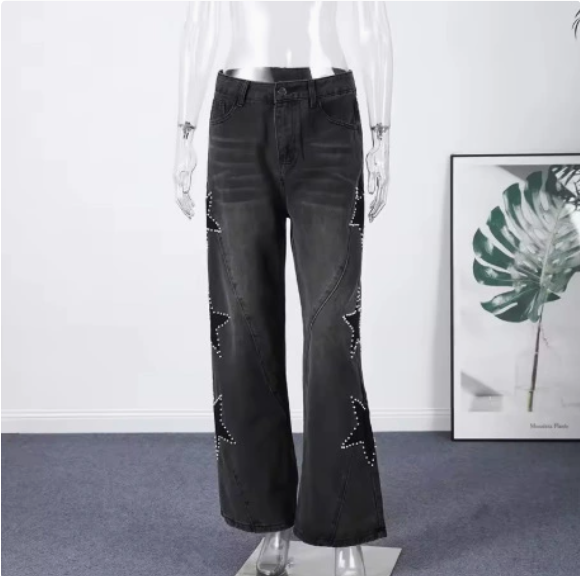 Stylish & Casual Loose-Fit Straight-Leg Jeans with Star Pattern
