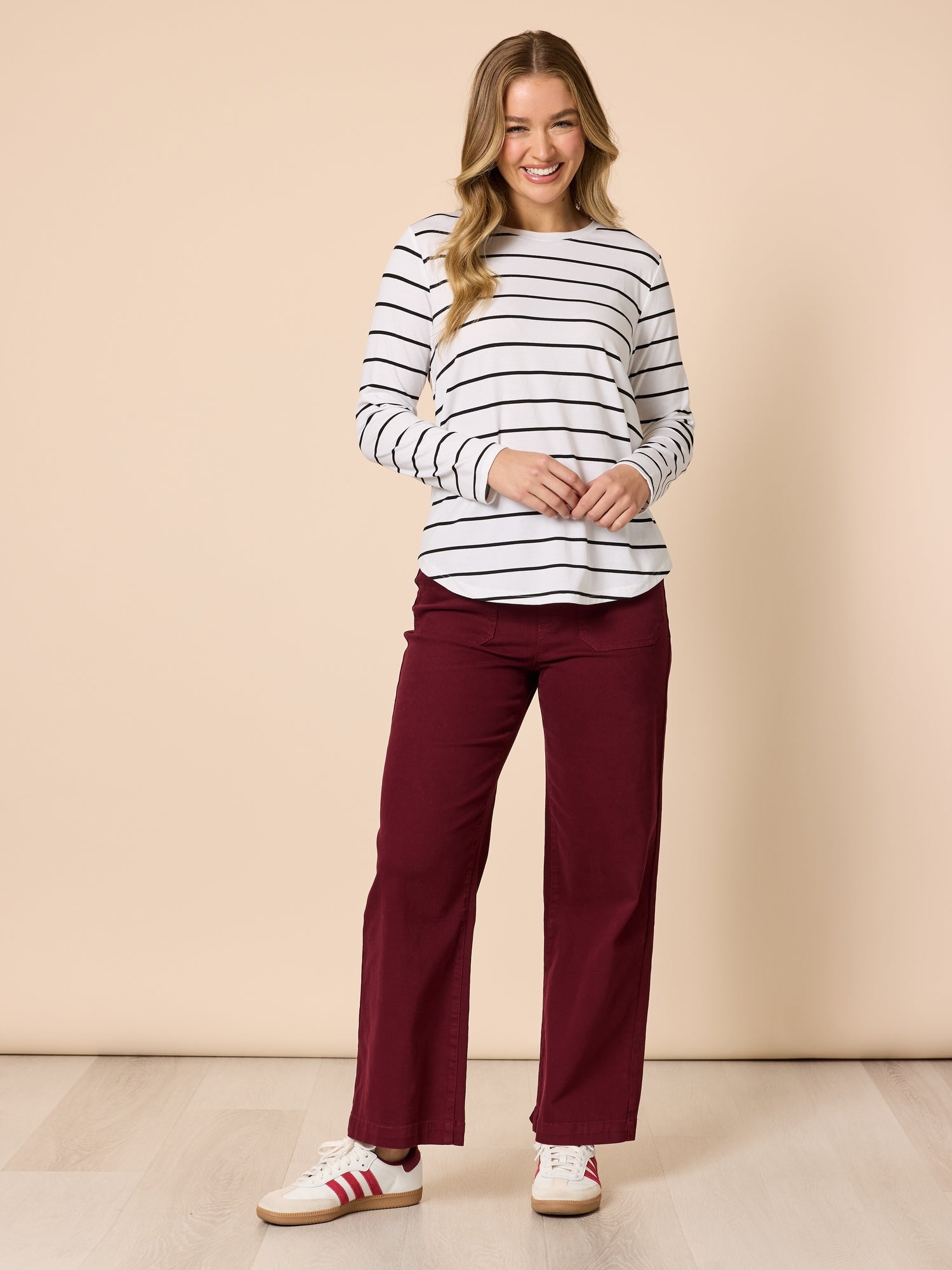 Carpenter Stretch Wide Leg Pull On Denim Jean
