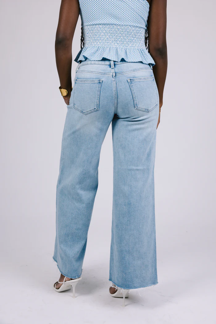 Light Wash Raw Hem High Waist Wide Leg Jeans
