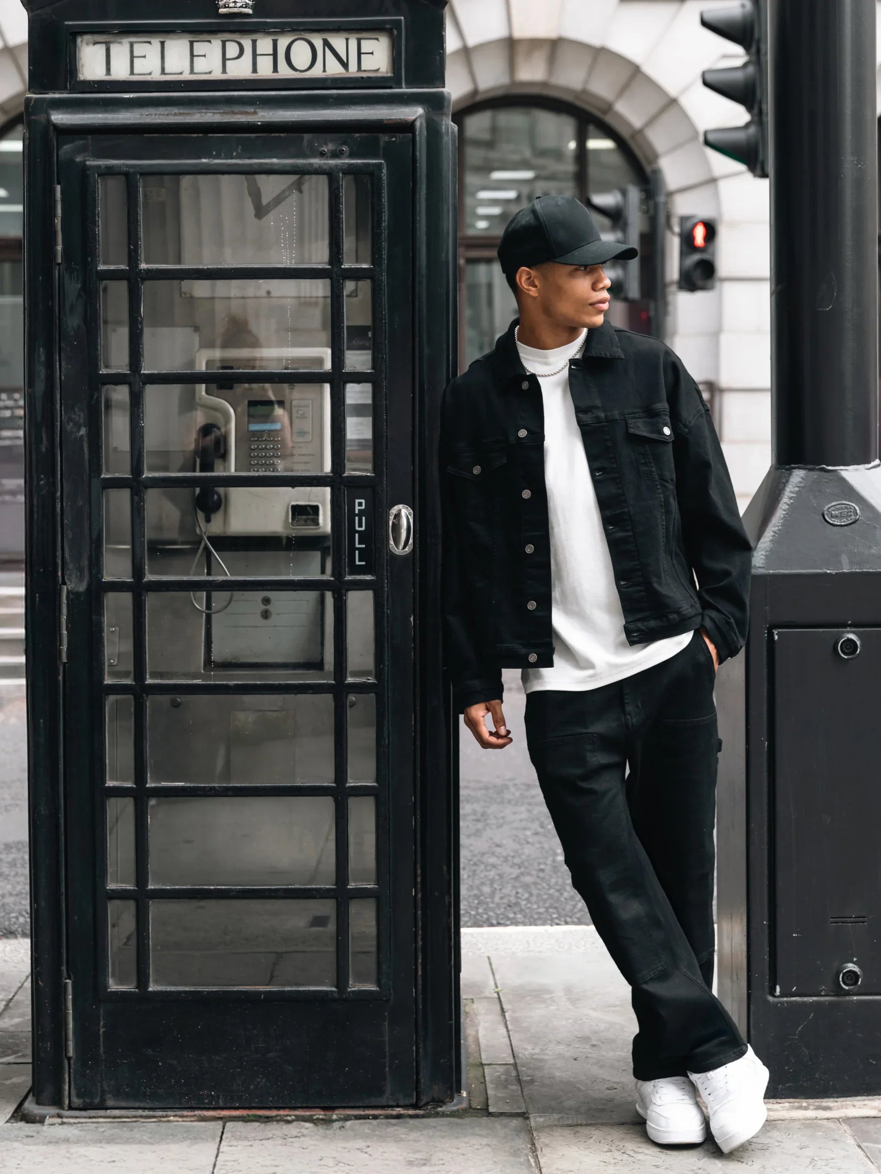 Blacktend Denim Trucker Jacket - Black