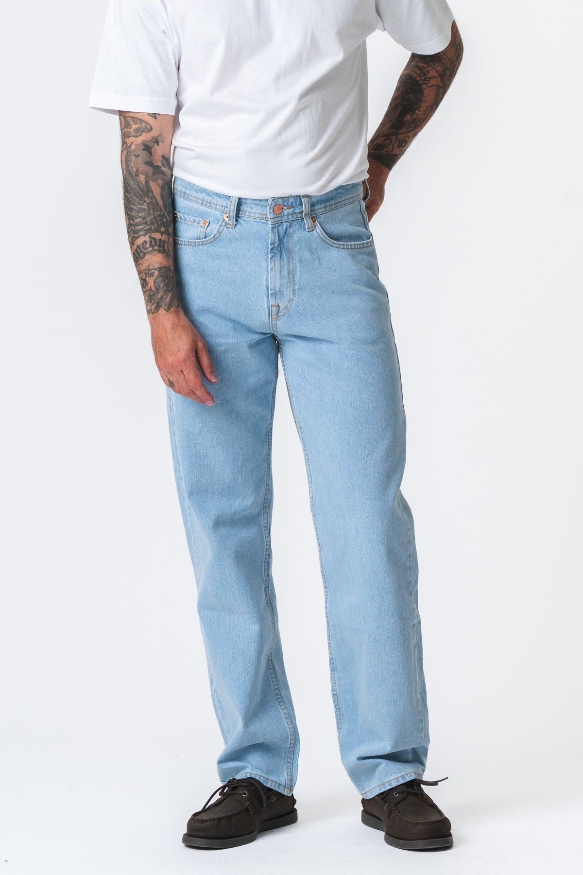 Noah Loose Fit Jeans - Light Blue Denim