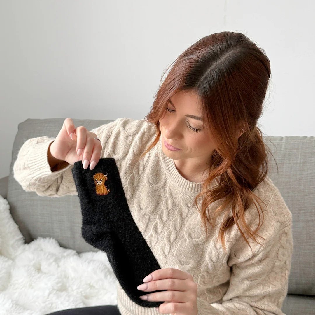 💕Warm Winter Sale 49% Off🐮Fuzzy Highland Cow Socks