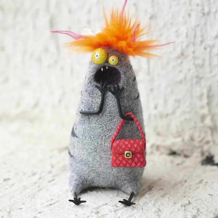 🐭👀Handmade Wool Felt Quirky: The Wonky-Eyed Panic Pal