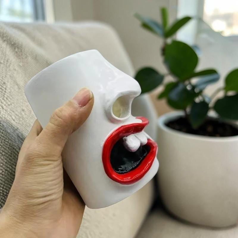 Creative Nose Picking Resin Tissue Box🤣👃