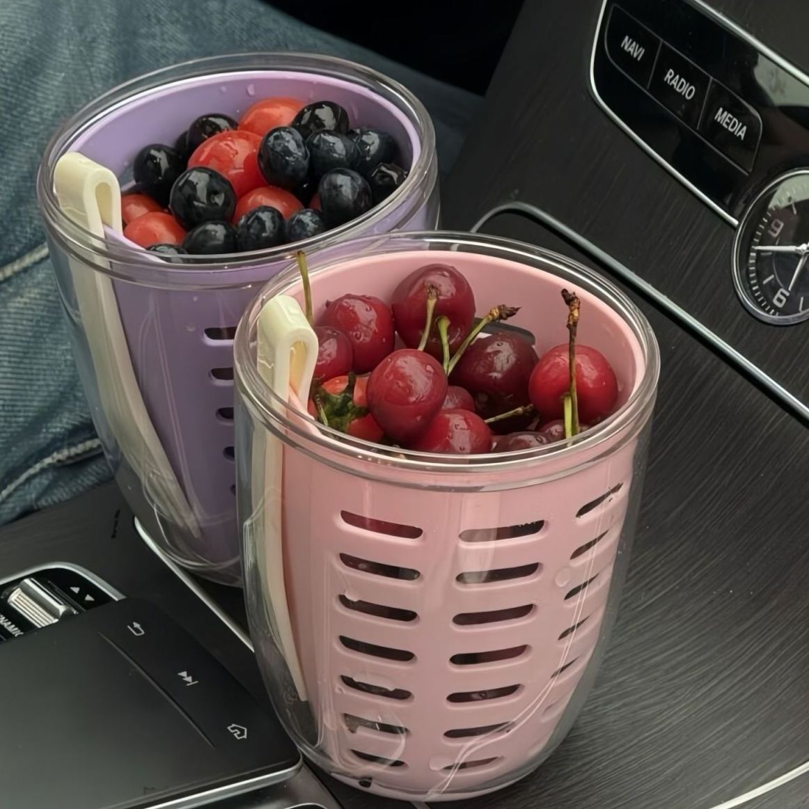 Travel Fruit Salad Storage Cup With Lids and Fork