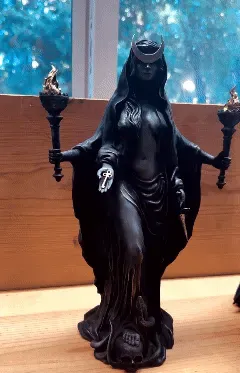 Hecate Niktipolos resin statue mythology decor