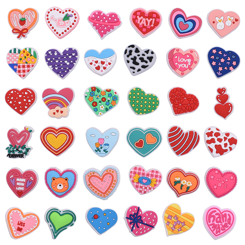 Cartoon love PVC soft rubber shoe buckle, detachable shoe decorative buckle, DIY hole shoe accessories