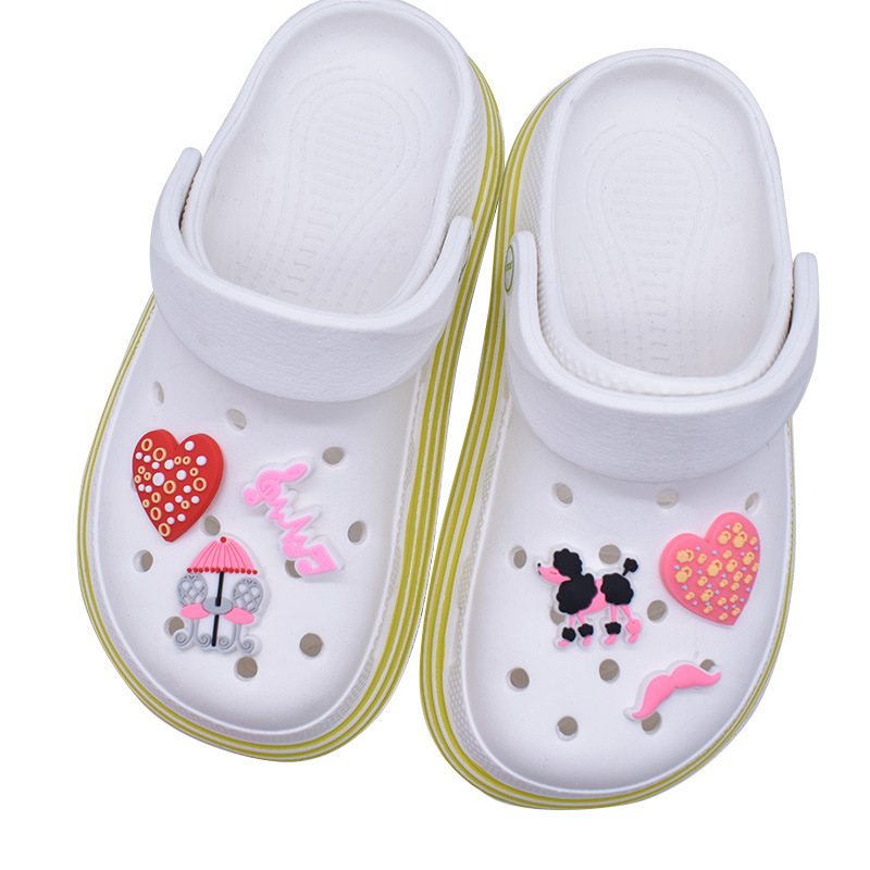 Romantic Valentine’s Hole Shoe Buckle – PVC Soft DIY Detachable Flower Decor