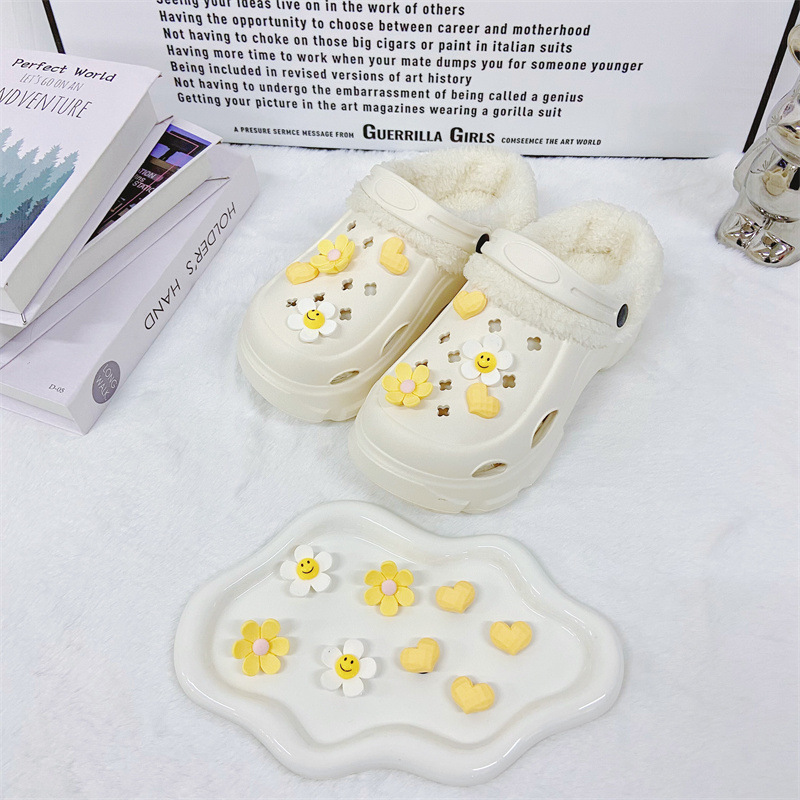 Sunflower 8-PC Custom Shoe Charm Set – Smiley Flowers/Hearts for Sneakers & Clogs