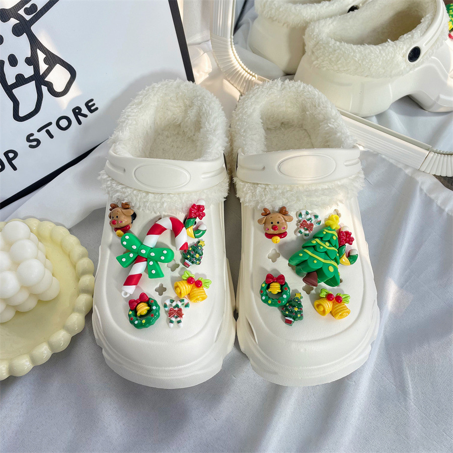 Women’s EVA clogging shoes for winter—fleece-lined, 2-way closed-toe slippers. Christmas editions have Christmas shoe charms, plain ones for simple style.