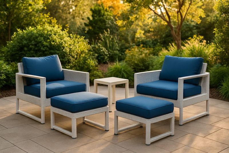 Juego de Muebles de Exterior 5 piezas Ratán Sintético Blanco Azul Cojines Poliéster Respaldo y Asiento-Vitaaurorabelle