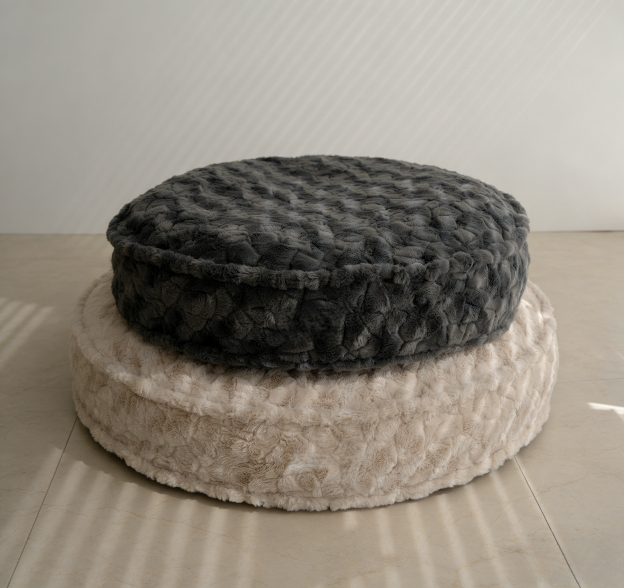 Prof-Vet Cloud Bed – La Cuccia Invernale che Abbraccia il Tuo Cane. Sfoderabile e Termica.