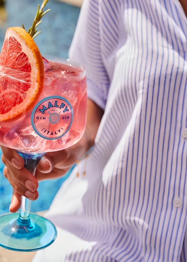 Malfy Gin Rosa, Premium Italian Gin Citrus and Intense, Infused with 9 Botanical Infusion of Sicilian Grapefruit, Vol 41%, 70CL