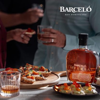Ron Barceló Imperial - 700ml Bottle of Amber Rum, Naturally Aged up to 10 Years in Oak Barrique, Dominican Rum 100% Sugar Cane Juice