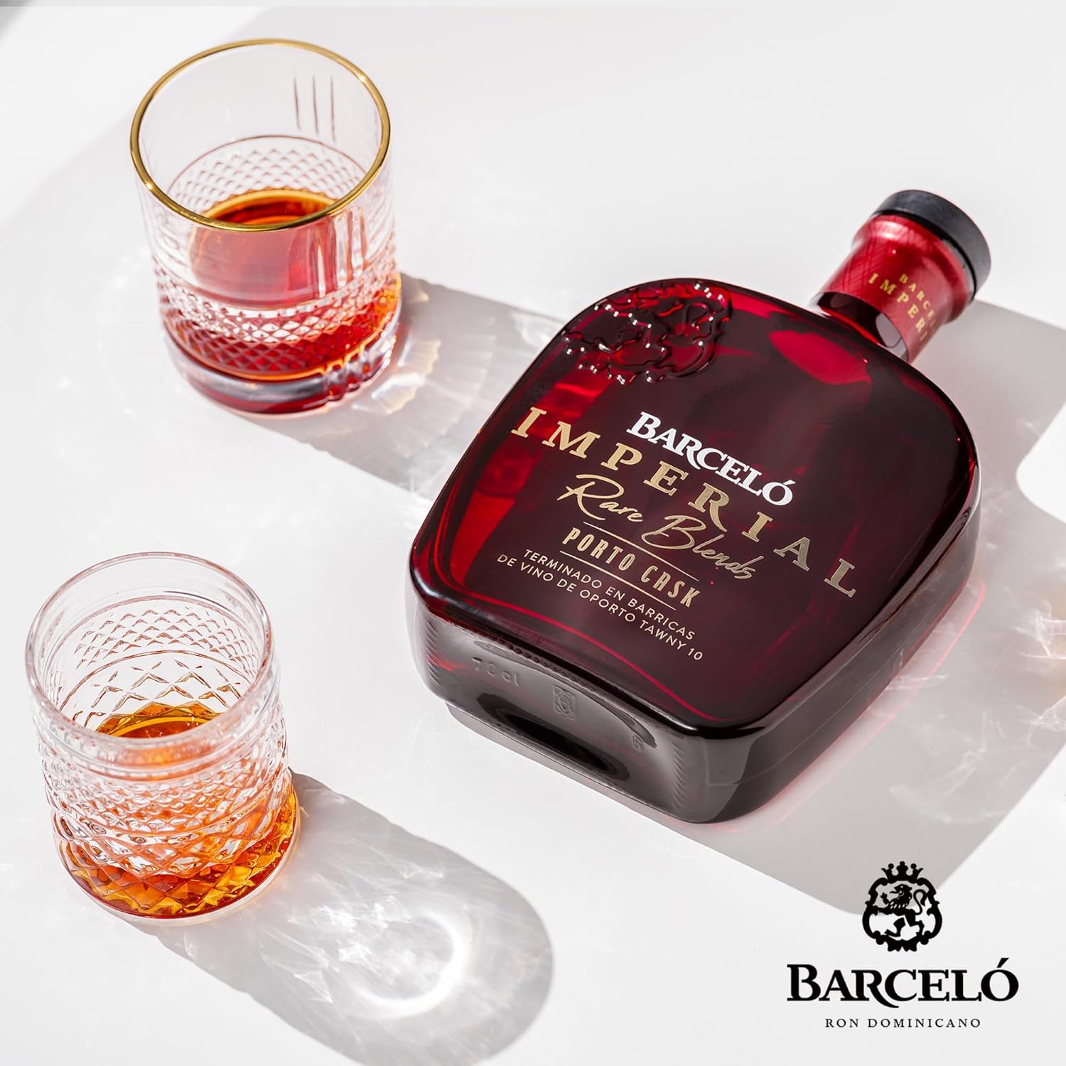 Ron Barceló Imperial - 700ml Bottle of Amber Rum, Naturally Aged up to 10 Years in Oak Barrique, Dominican Rum 100% Sugar Cane Juice