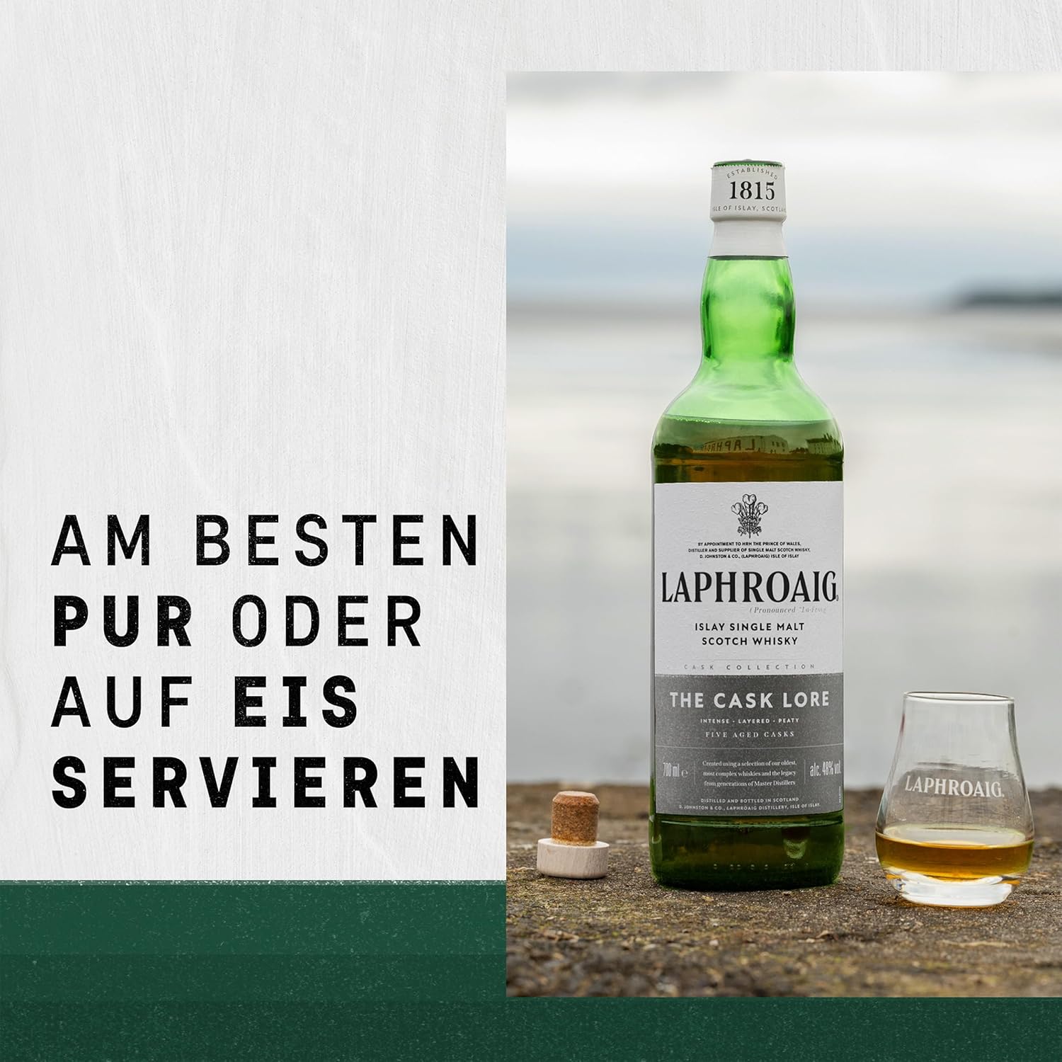 Laphroaig, Islay Single Malt Scotch Whisky 10 Years, 100% Malt Barley - 1 Bottle of 700 ml