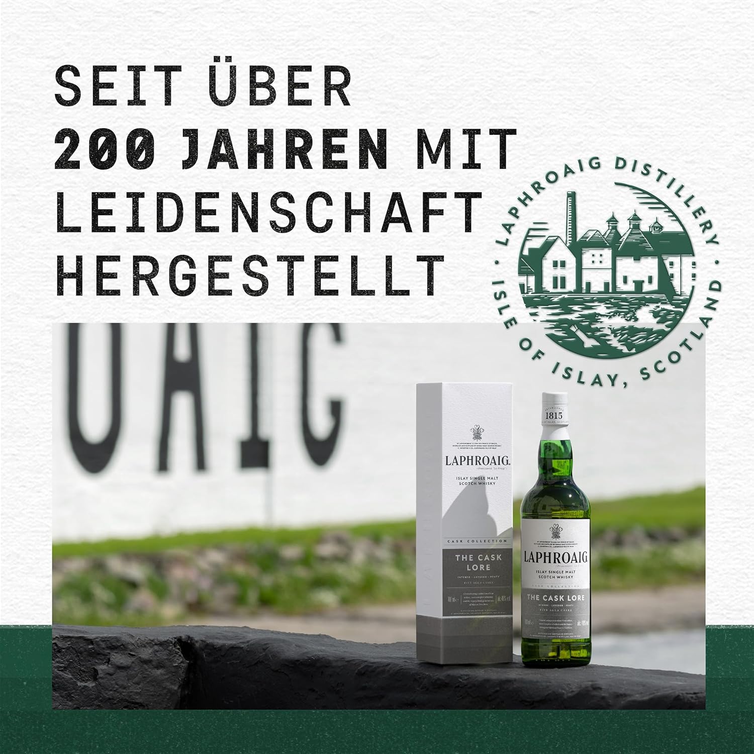 Laphroaig, Islay Single Malt Scotch Whisky 10 Years, 100% Malt Barley - 1 Bottle of 700 ml