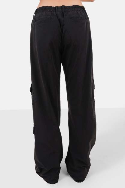 Fluid lined cargo pants Black