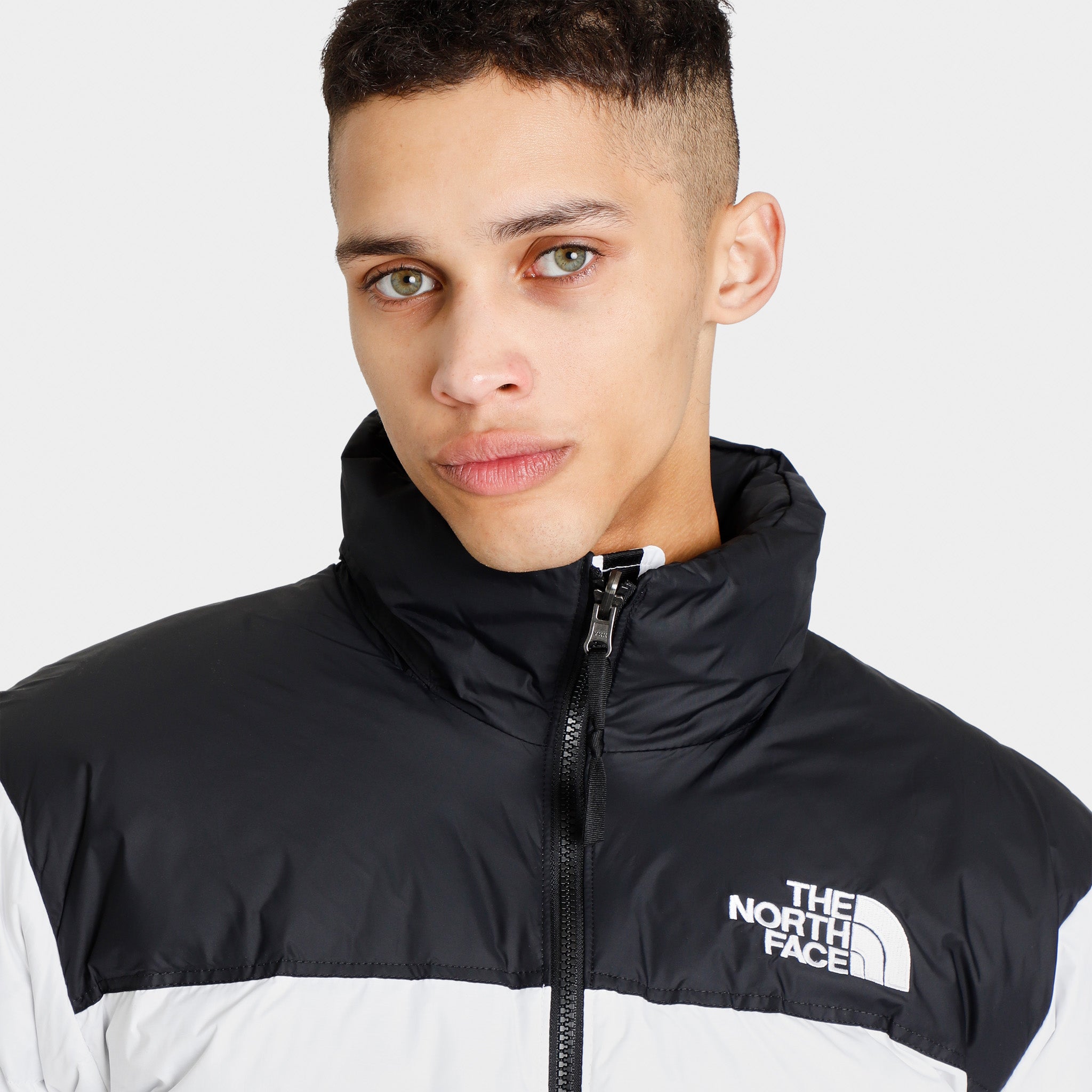 The Nothtrth Fathtce 1996 Retro Nuptse Jacket TNF White / TNF Black