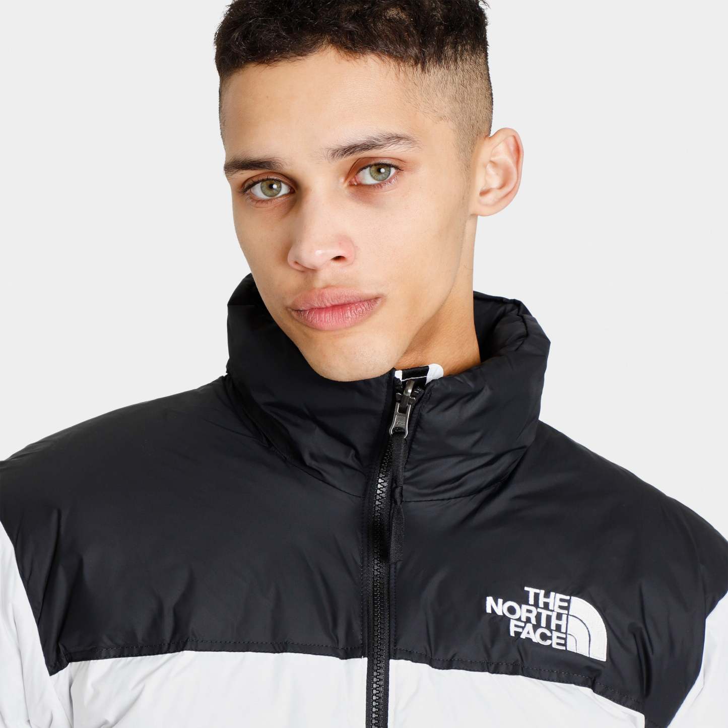The Nothtrth Fathtce 1996 Retro Nuptse Jacket TNF White / TNF Black