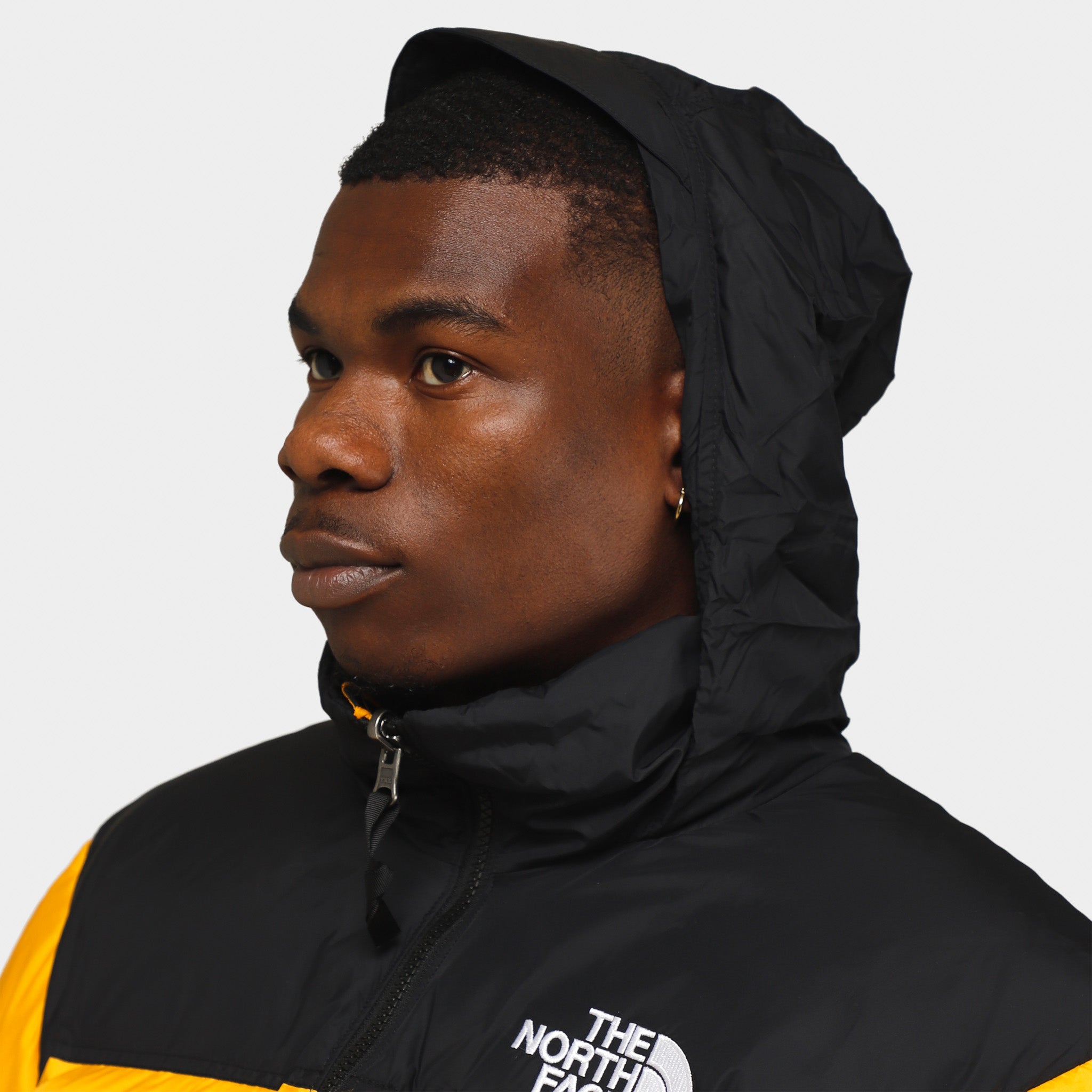 The Nothtrth Fathtce 1996 Retro Nuptse Jacket Summit Gold / TNF Black