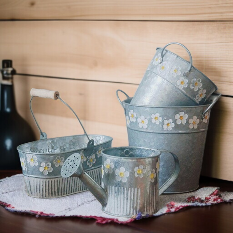 Stylish Iron Flower Container for Succulents and Floral Arrangements