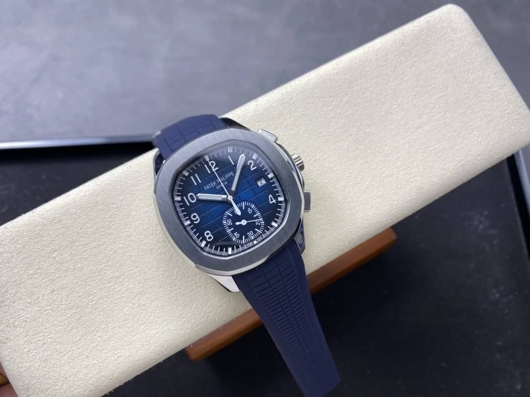 Patek Philippe Aquanaut 5968G Chronograph Blue Dial Best Replica 42.2mm