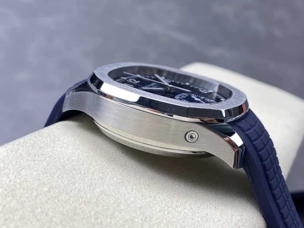 Patek Philippe Aquanaut 5968G Chronograph Blue Dial Best Replica 42.2mm