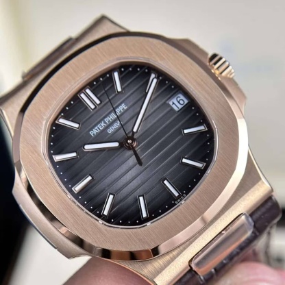 Patek Philippe Nautilus 5711R-001 Rose Gold Grey Dial Leather Strap Best Replica 40mm