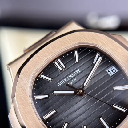 Patek Philippe Nautilus 5711R-001 Rose Gold Grey Dial Leather Strap Best Replica 40mm