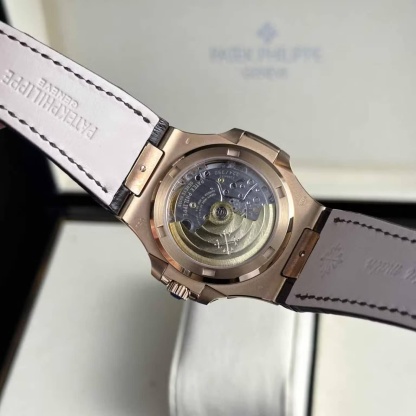 Patek Philippe Nautilus 5711R-001 Rose Gold Grey Dial Leather Strap Best Replica 40mm