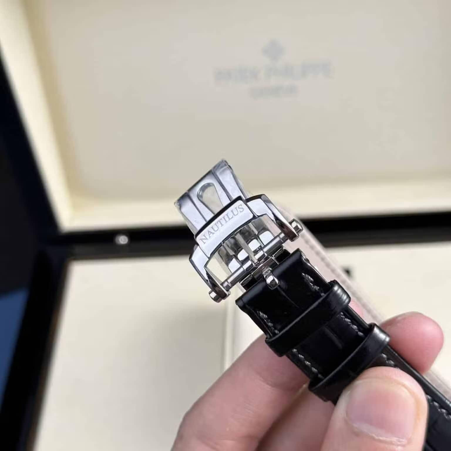 Patek Philippe Nautilus 5712G-001 Grey Dial Leather Best Quality Replica PPF V2 40mm