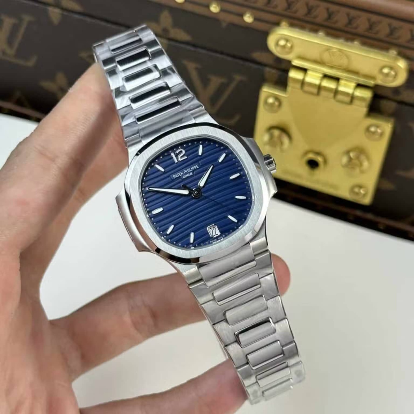 Patek Philippe Nautilus 71181A-001 Blue Dial Best Replica 35.2mm