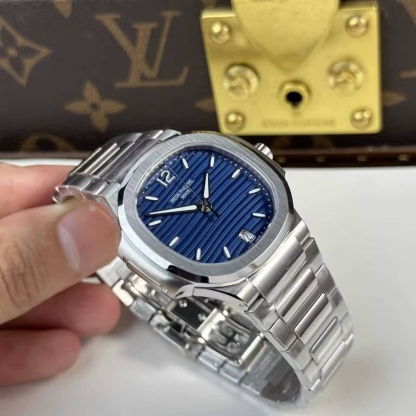 Patek Philippe Nautilus 71181A-001 Blue Dial Best Replica 35.2mm