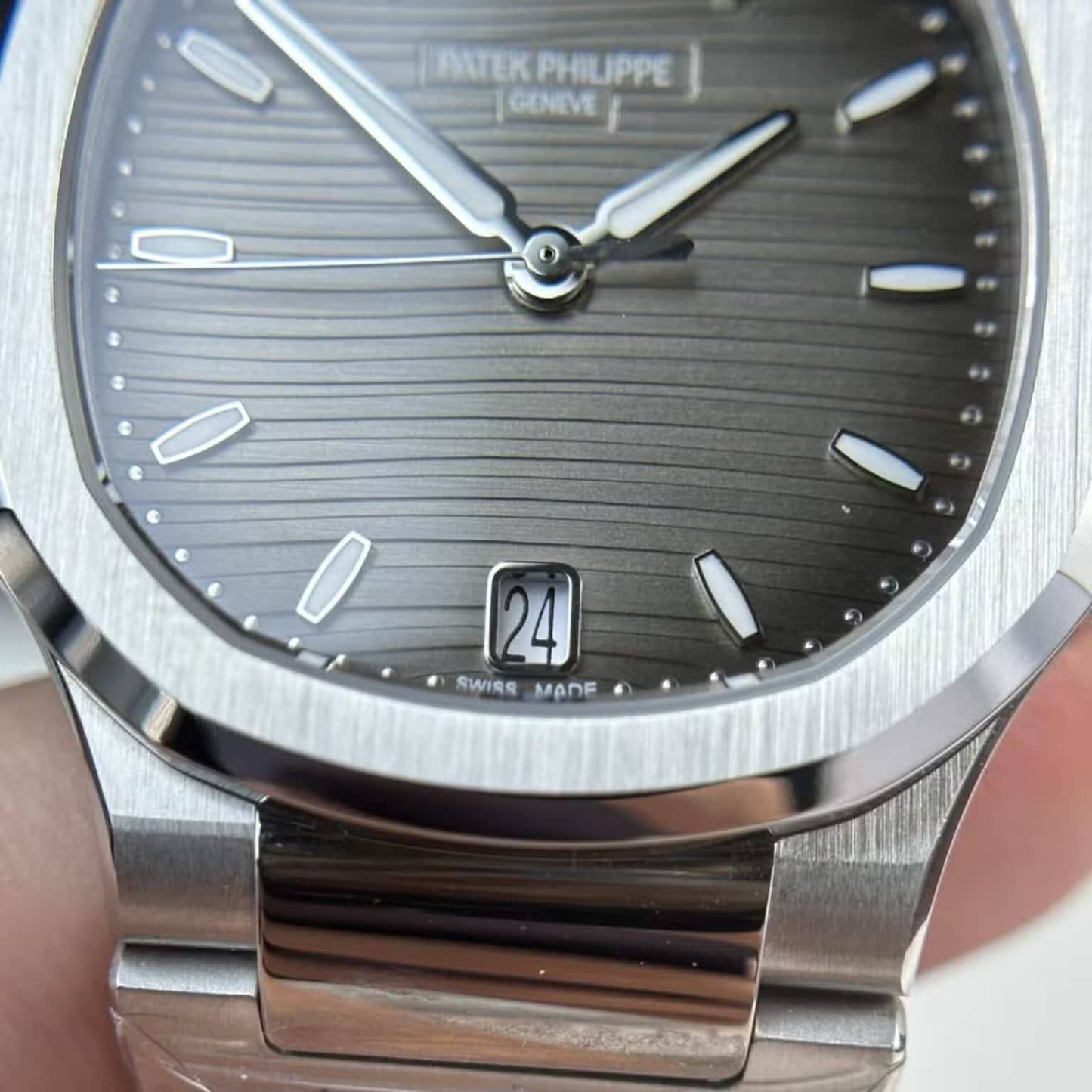 Patek Philippe Nautilus 71181A-011 Grey Dial Best Replica 35.2mm