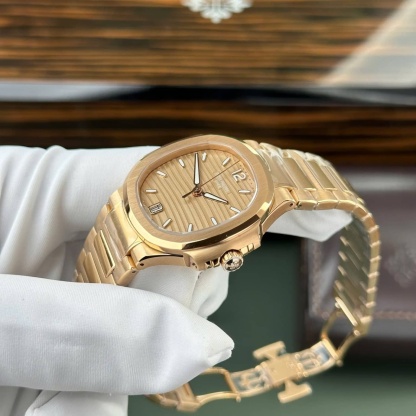 Patek Philippe Nautilus 7118/1R-010 Yellow Gold Golden Dial Best Replica 35.2mm