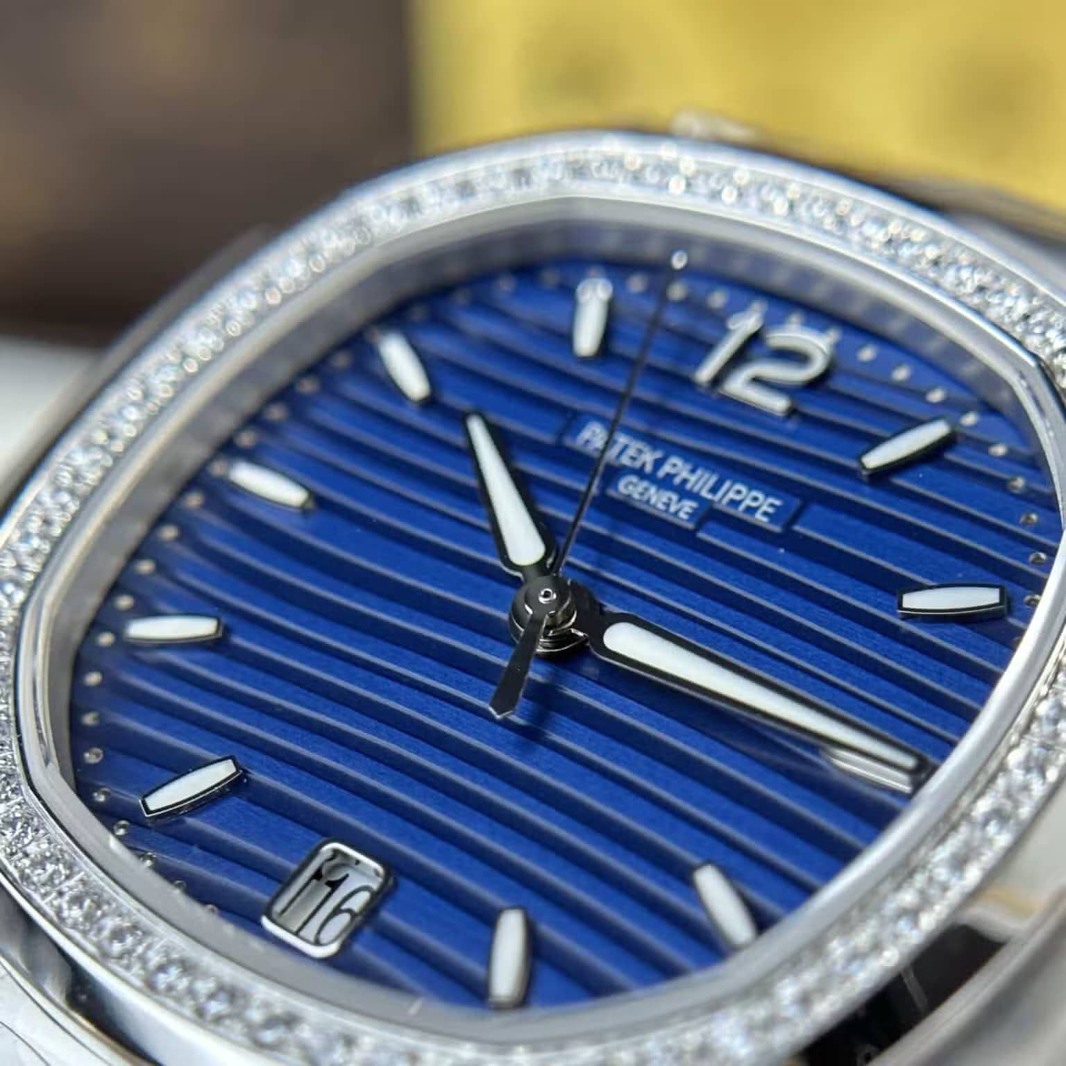 Patek Philippe Nautilus 71181200A-001 Blue Dial Diamond Bezel Best Replica 35.2mm